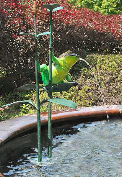 Colorful Frog Spitting Pond Sculpture Bronze High-End Garden Decor